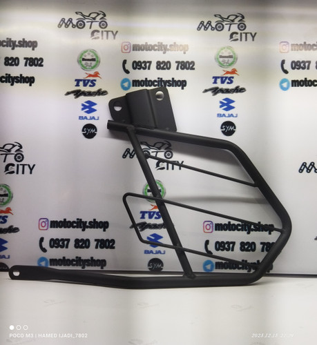 ساری گارد (محافظ) بغل چرخ عقب موتور آپاچی 150 160 180 اصلی